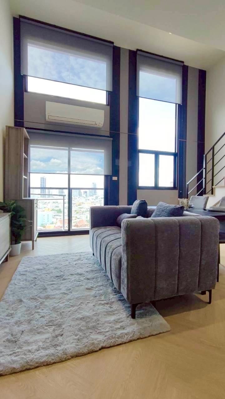 Charming 1-Bed Condo on Charoennakhon, 43 sqm - Available Now 5