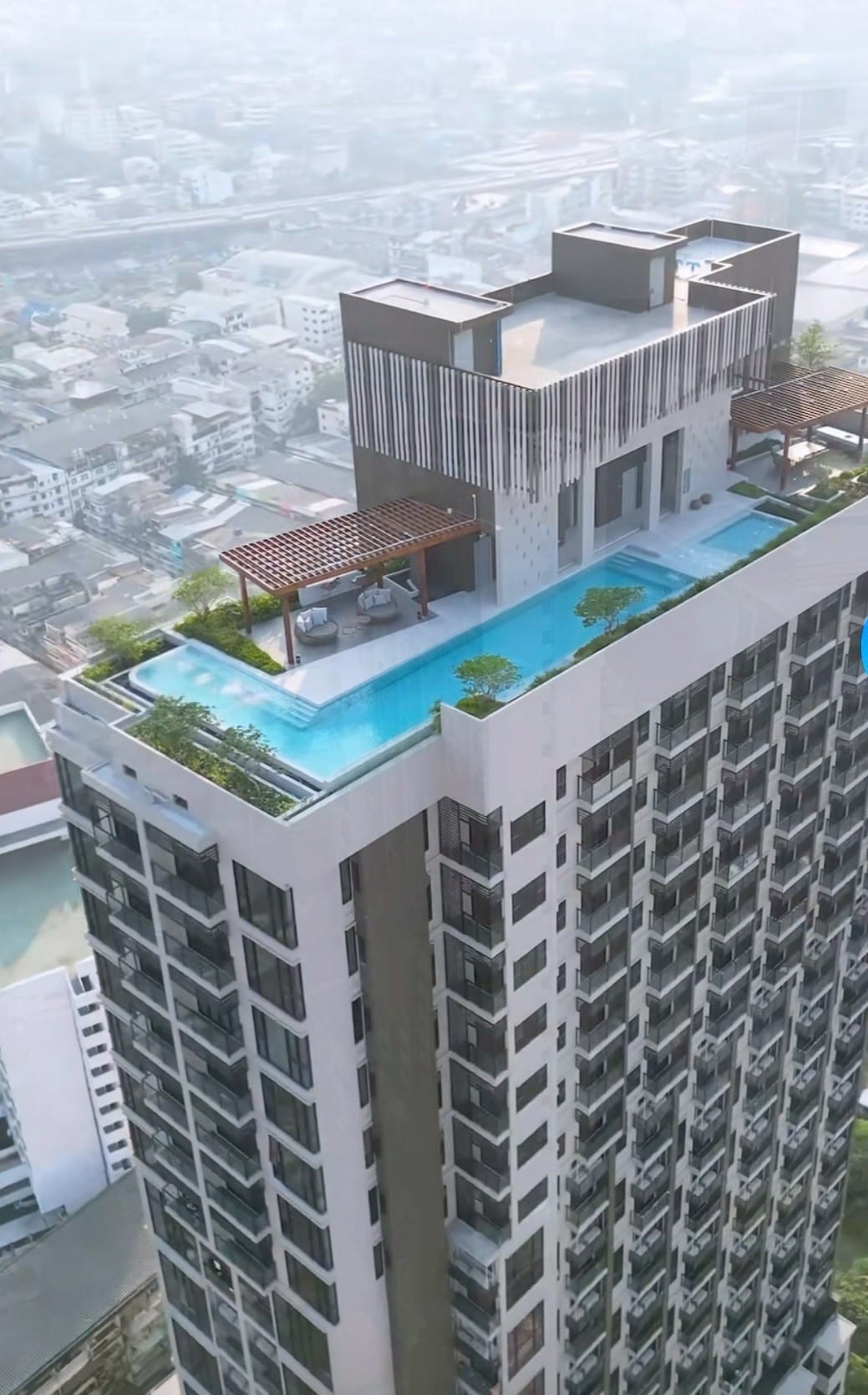 Charming 1-Bed Condo on Charoennakhon, 43 sqm - Available Now 9