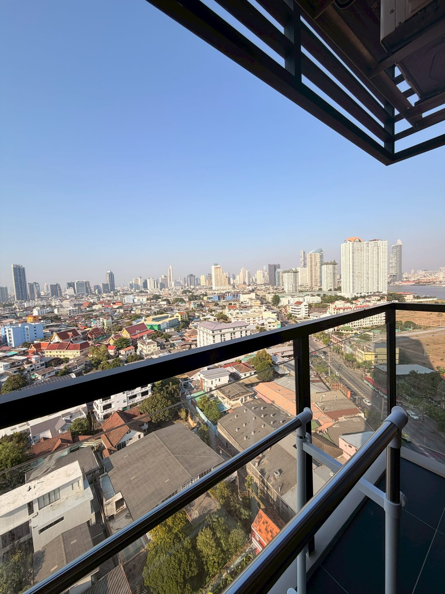 Charming 1-Bed Condo on Charoennakhon, 43 sqm - Available Now 12