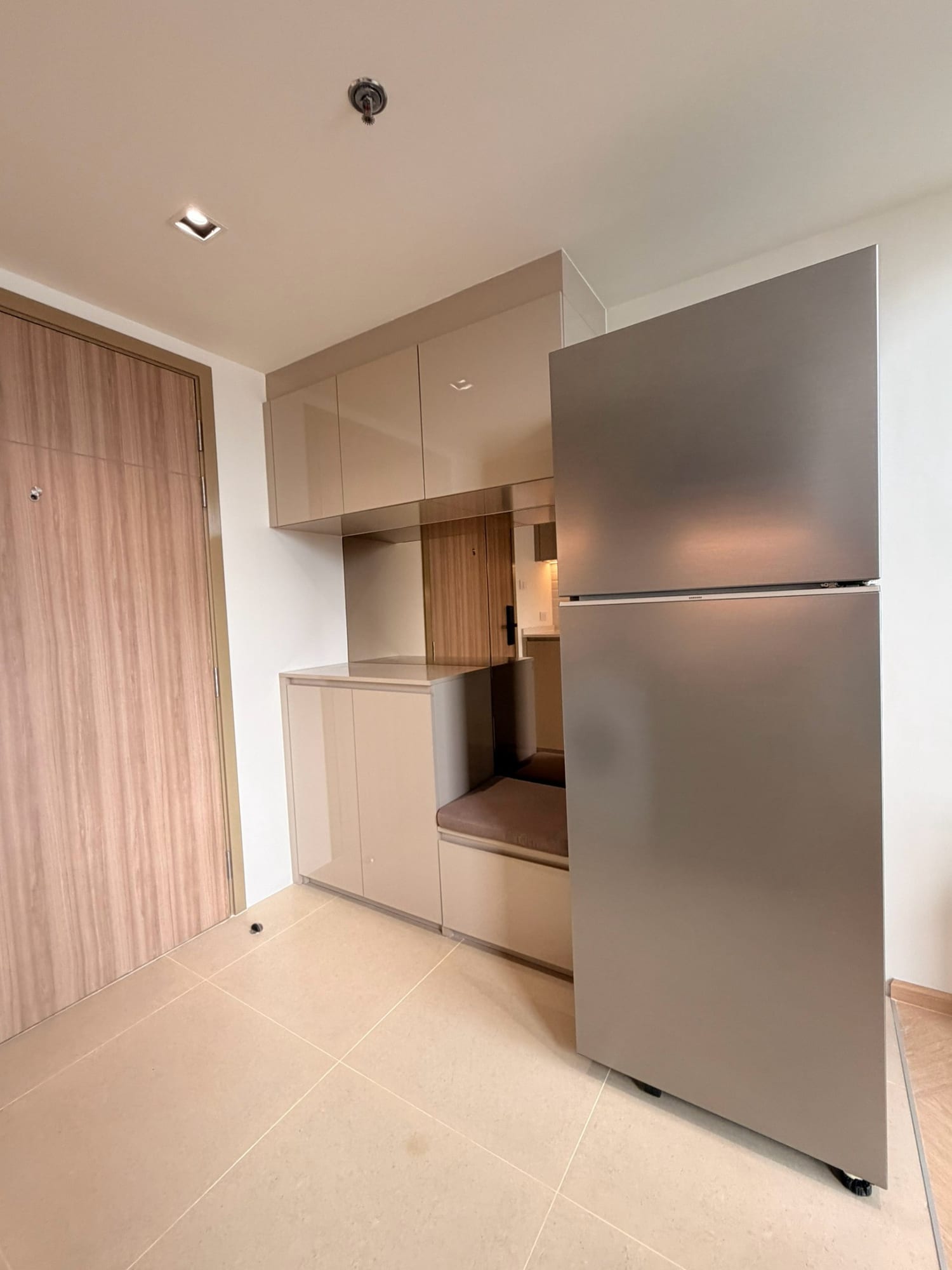 Charming 1-Bed Condo on Charoennakhon, 43 sqm - Available Now 27