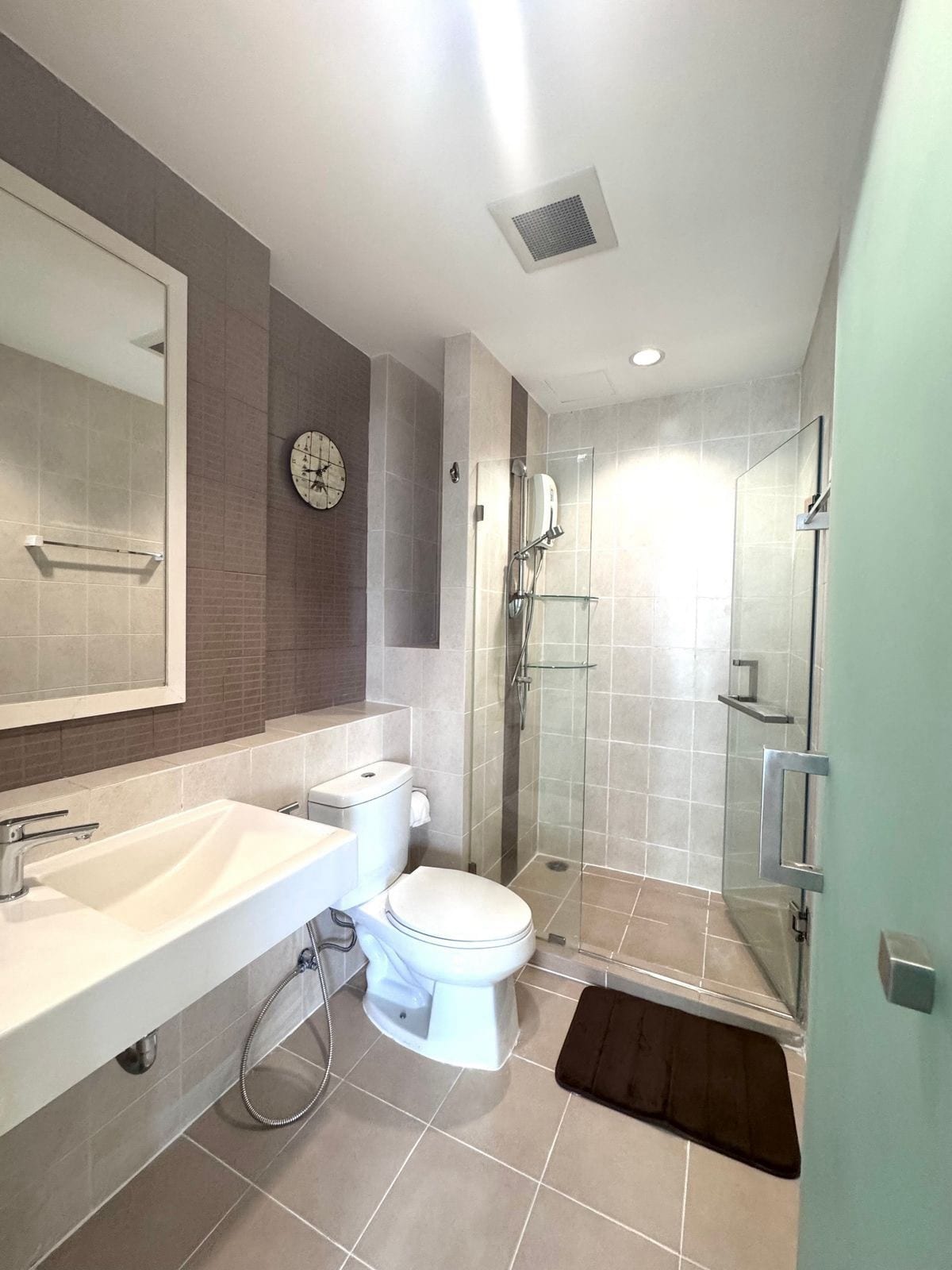 Modern 1-Bed Condo in Rat Burana - Compact Living at Its Best 7