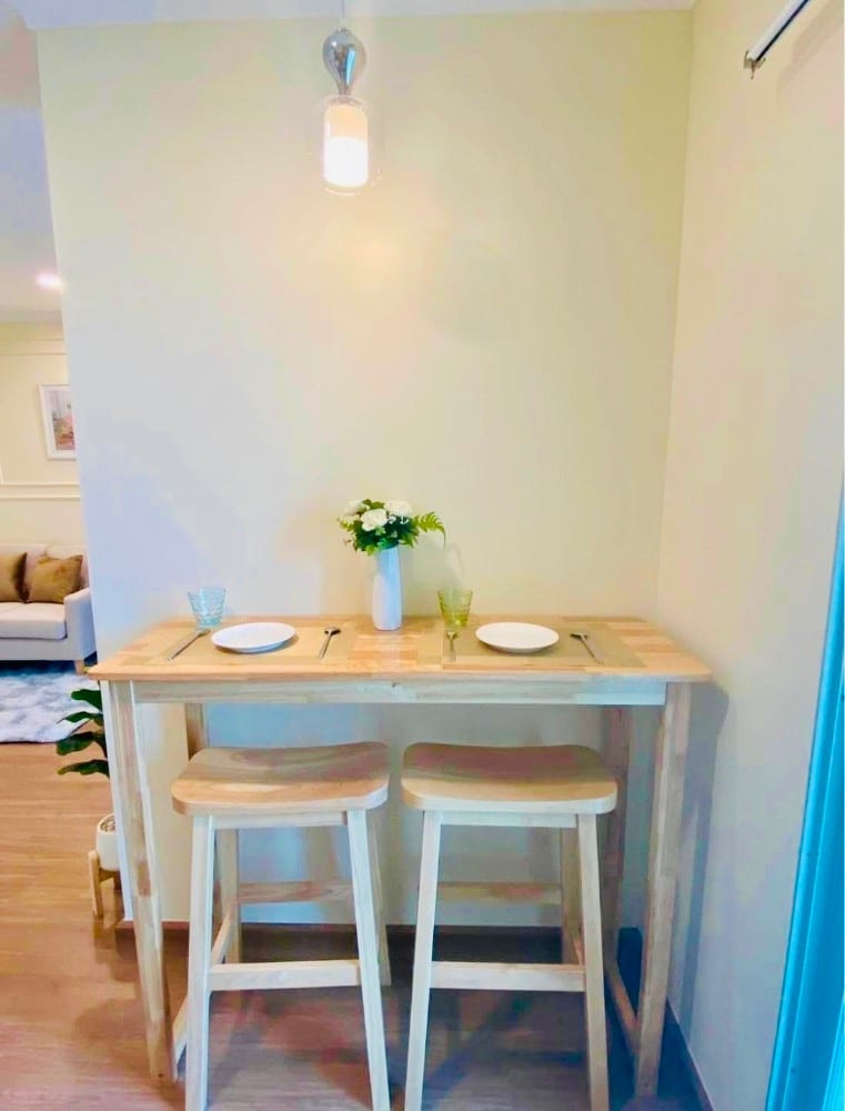 Modern 1-Bedroom Condo in Central Bangkok with City Views 5