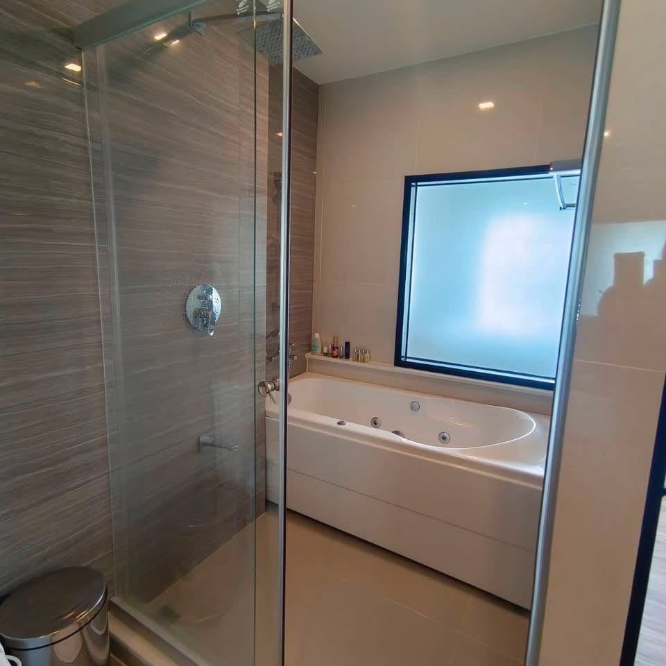 🔥 Knightsbridge The Ocean Sriracha | Mountain View | Jacuzzi Bathtub | Luxury Hotel-Style Decor | Built-in Furniture 🔥 6