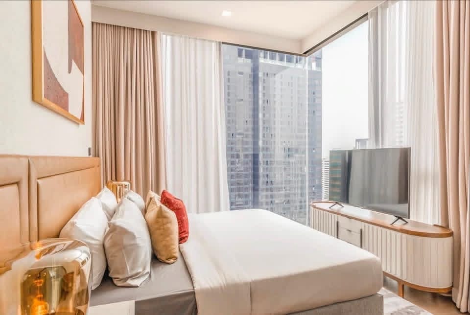 🔥 CELES Asoke | Super Luxury Living | Large Balcony | Fully Furnished 🔥 3