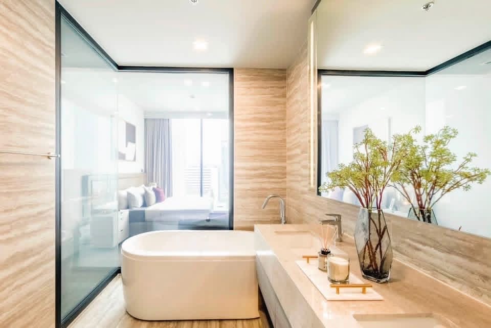 🔥 CELES Asoke | Super Luxury Living | Large Balcony | Fully Furnished 🔥 8
