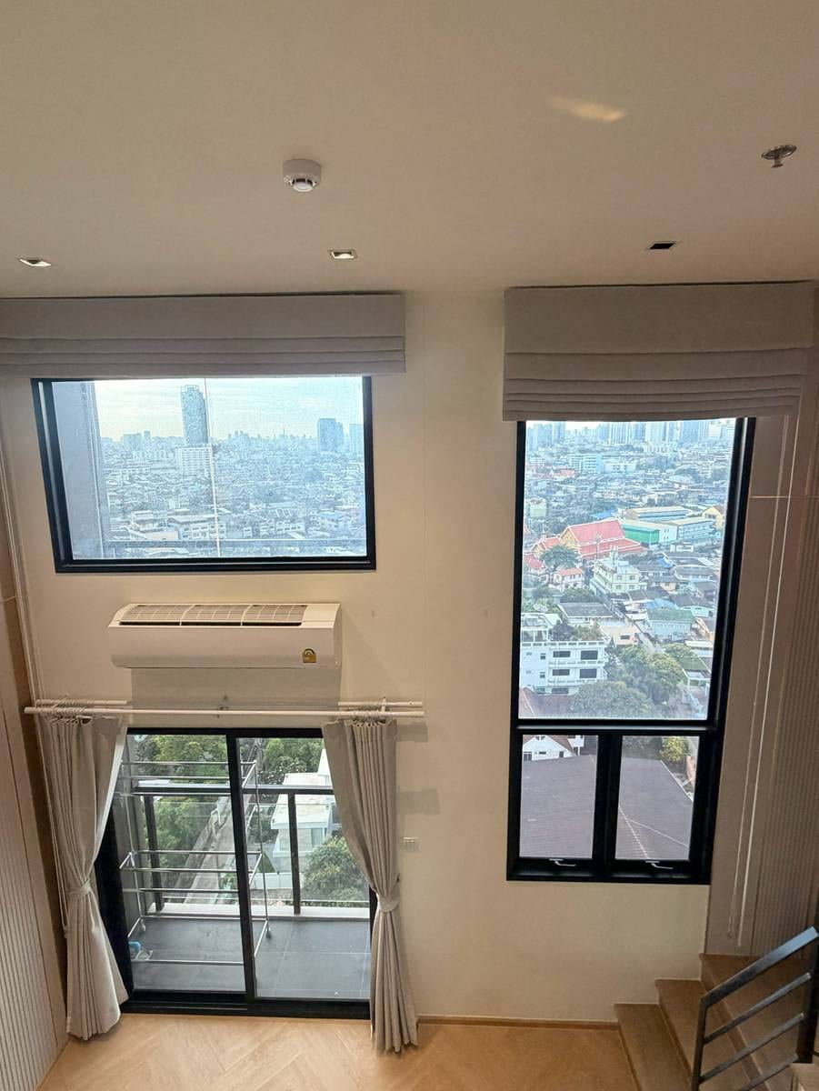 Modern 1-Bed Condo in Central Bangkok - Prime Location, Fully Furnished 28