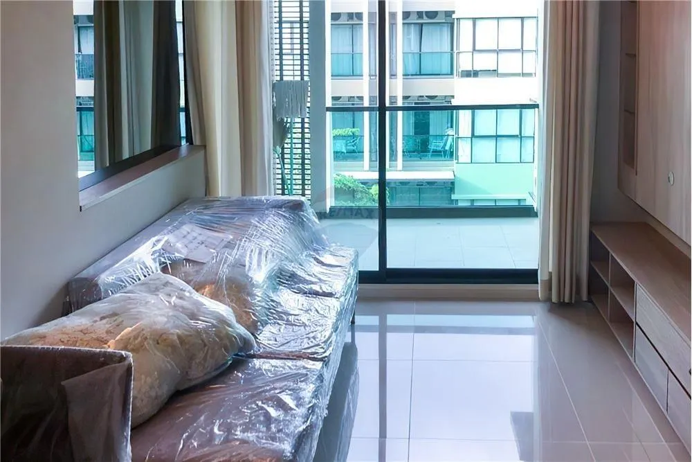Sunny 1-Bedroom at Lumpini Park Beach Cha-Am - Ideal Bijou Value! 6