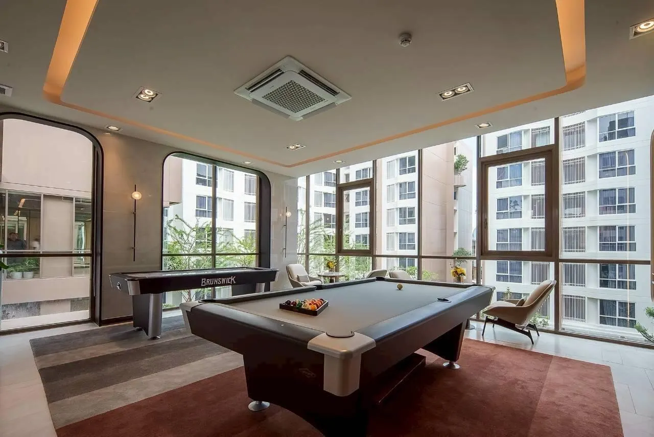 Super Modern 1+0.5 Bedroom Innovative Home: Mini Bedroom Condo at Blue Phahonyothin 35 – ฿4,300,000 2