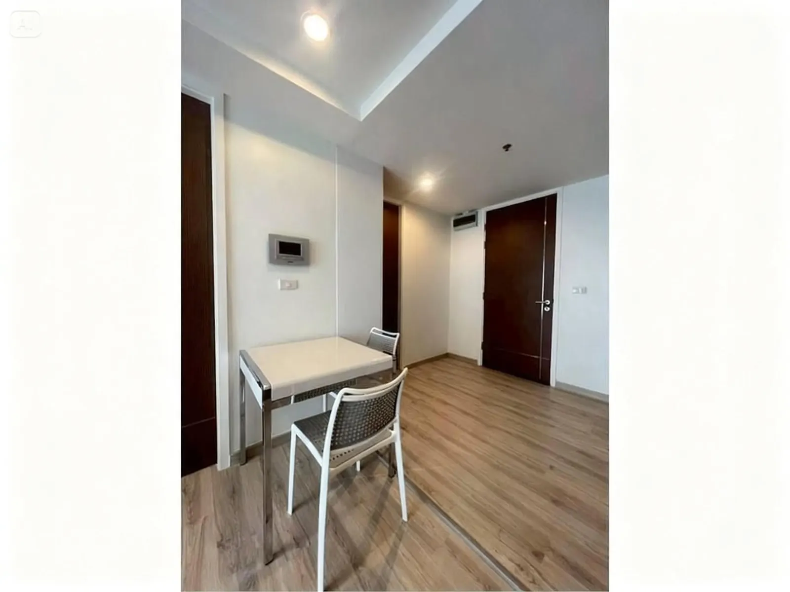 1-Bedroom Condo at 15 Sukhumvit Residences Asoke 7