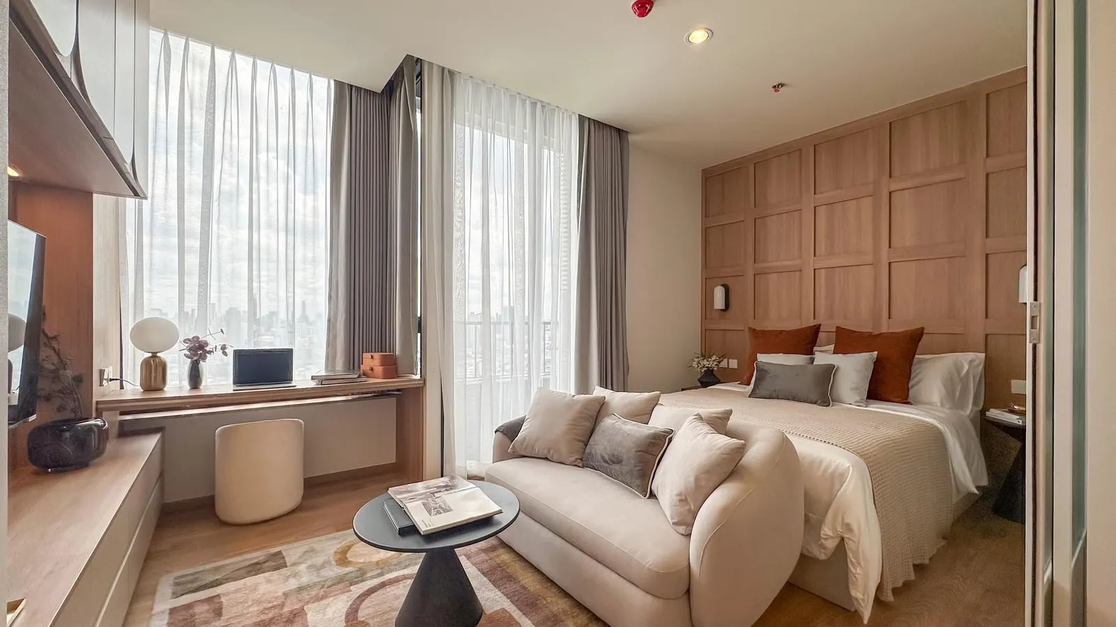 Noble FORM Thonglor Last of the Best Value Minilux 1-beds in the city! 7
