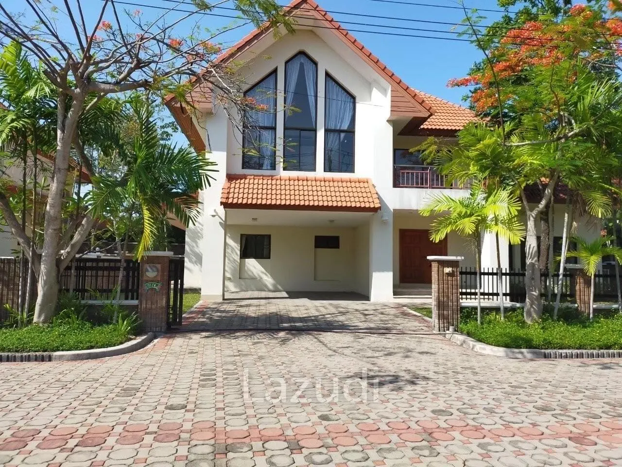 Stunning Private 4-Bedroom House with Private Pool – The Privilege Laem Chabang, Si Racha 6