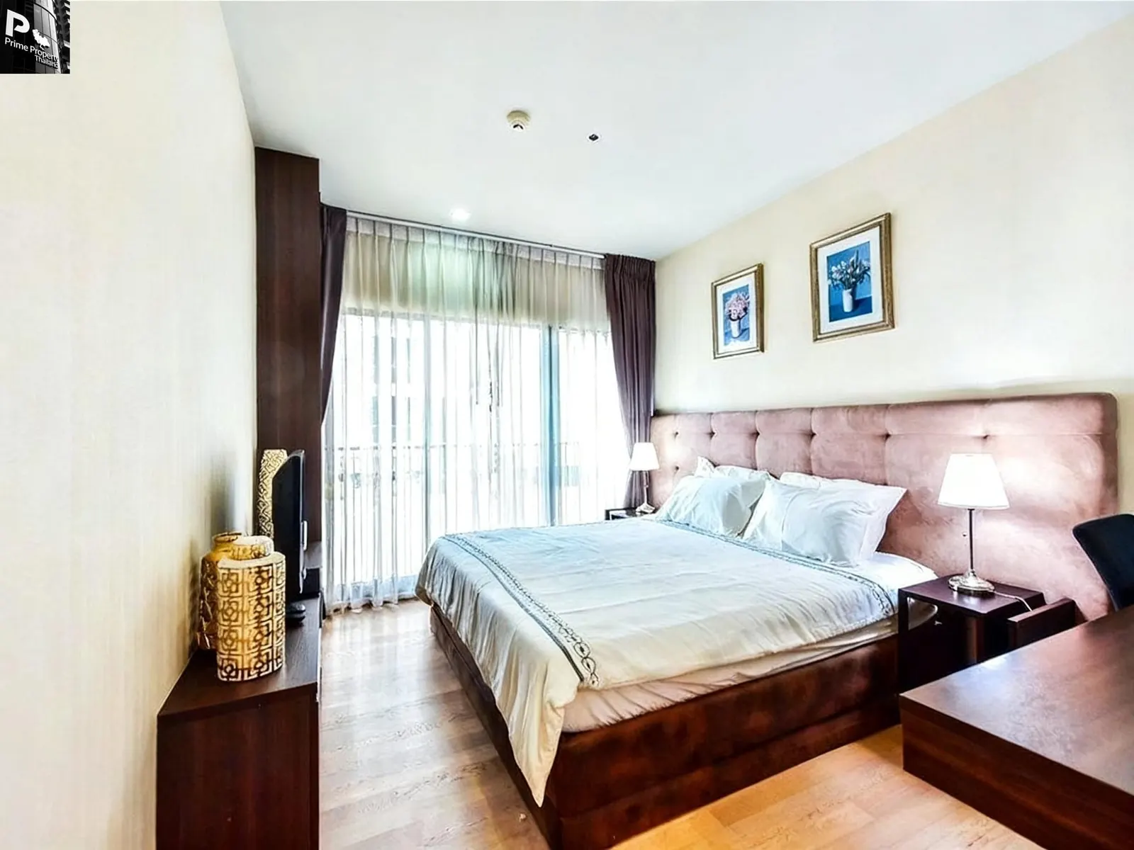 Safe Welcoming Embassy District Living in a Beautiful Corner Rental 6