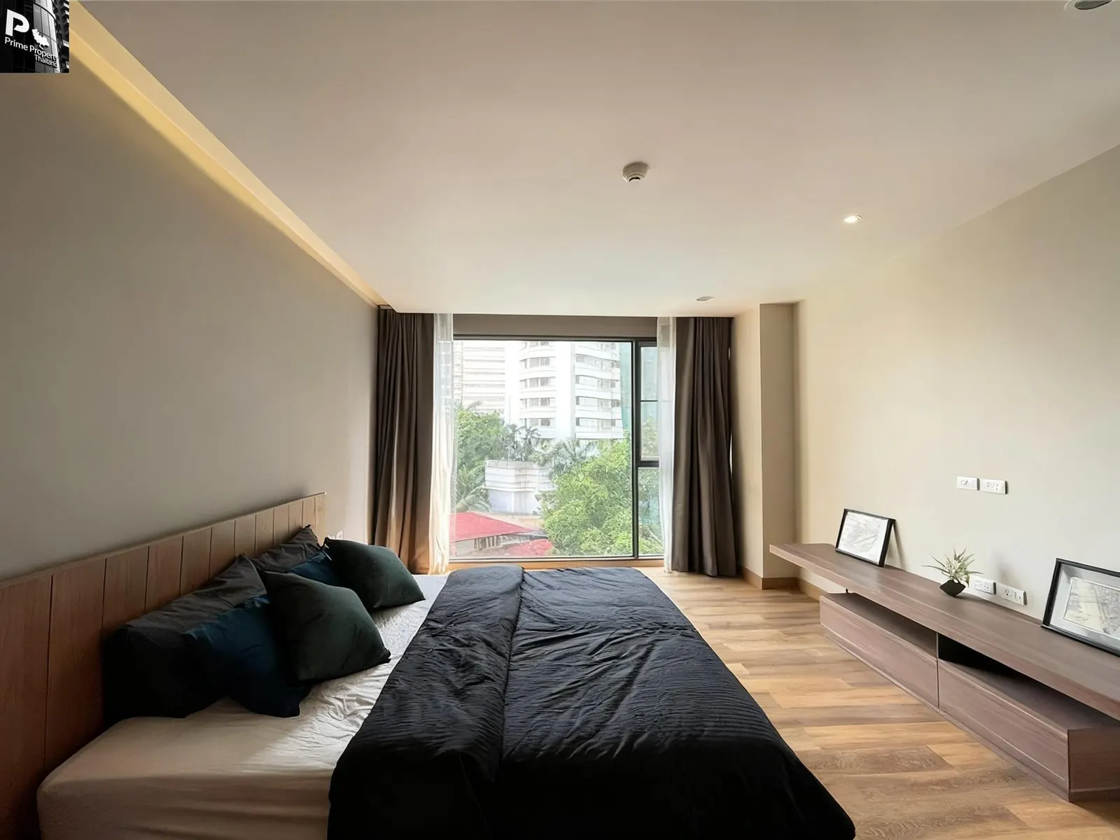 Newly Renovated 3BR Condo for Rent 95K | 140sqm | Near BTS Phrom Phong 7