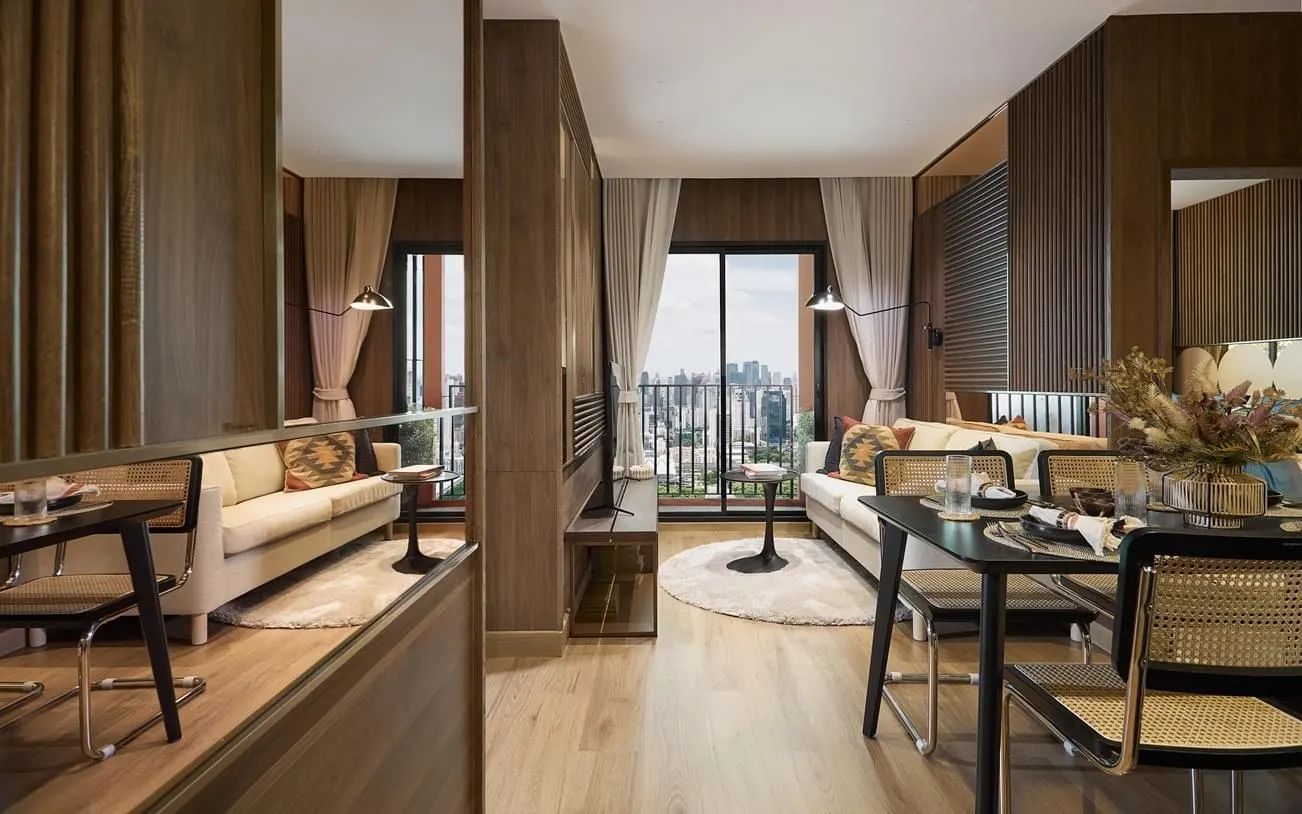 2-bed Condo for sale in Asoke — 2-bedroom condo · Asoke