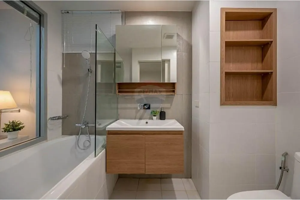 2 Bed 2 Bath 78.47 SQ.M. The Seed Musee Condo 6
