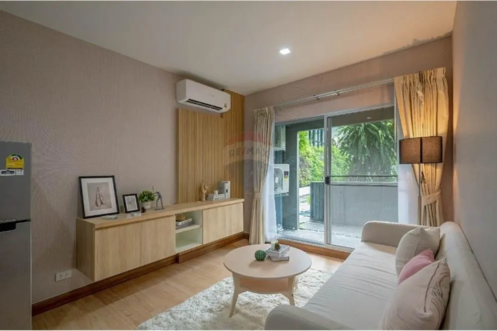 2 Bed 2 Bath 78.47 SQ.M. The Seed Musee Condo 3