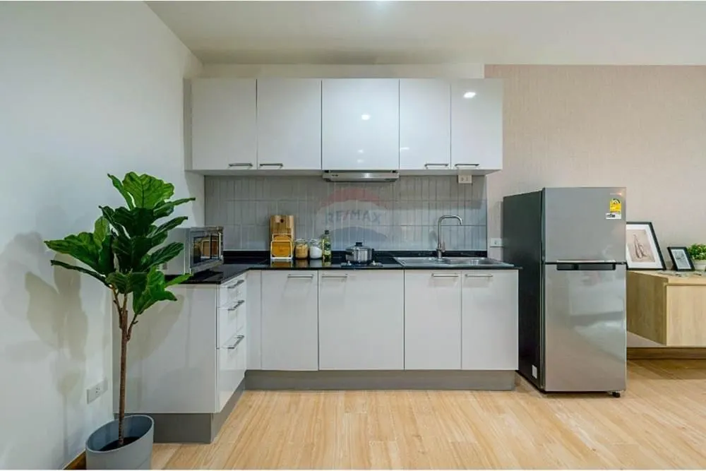 2-bed Condo for sale in Phrom Phong — 2-bedroom condo · Phrom Phong