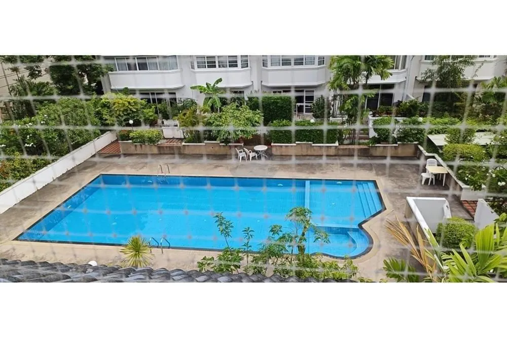 3-bed Townhouse for rent in Thonglor — 3-bedroom townhouse · Thonglor