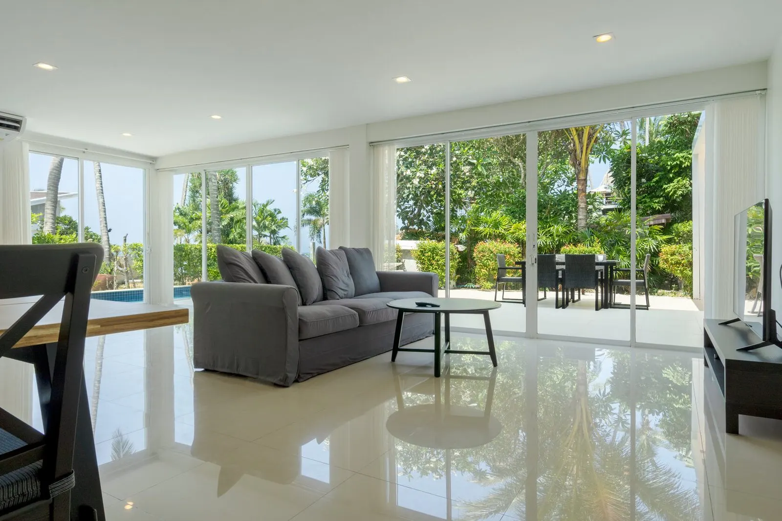 Coconat Bay beachfront penthouse, Koh Lanta: 336 sqm, 5 bedrooms, private pool, 19,000,000 THB 6