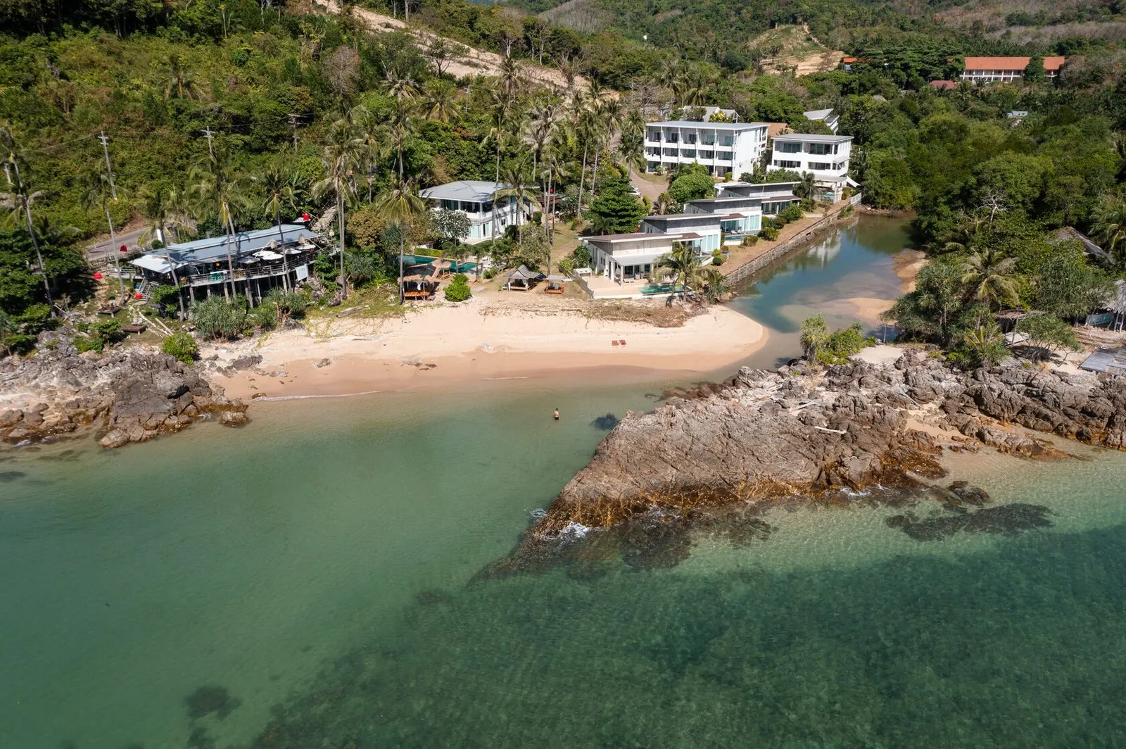 Coconat Bay beachfront penthouse, Koh Lanta: 336 sqm, 5 bedrooms, private pool, 19,000,000 THB 5