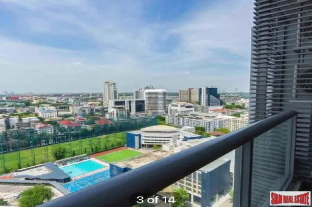 The Lofts Ekkamai - 2 Bedrooms and 2 Bathrooms for Rent in Phrom Phong Area of Bangkok 4