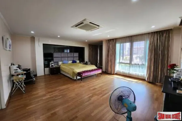 Detached House in Phrom Phong - 500 sqm., 5 Bedrooms, and 6 Bathrooms 4