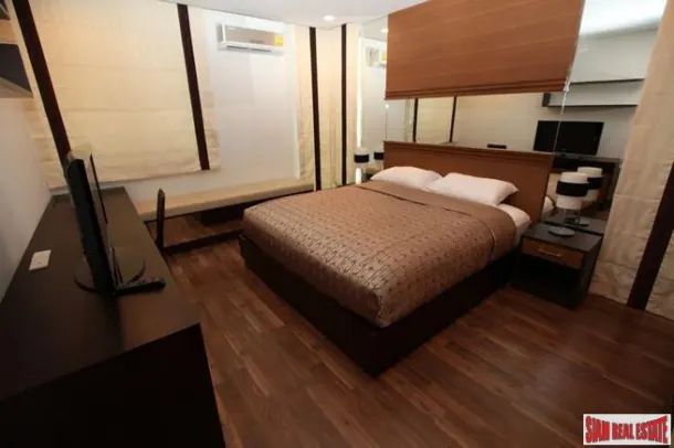 The Rajdamri - Modern and Cheerful Two Bedroom Corner Condo in Ratchadamri 2