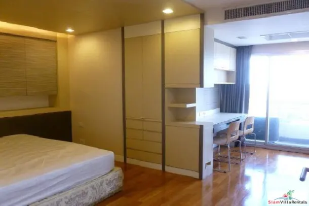 Saichol Mansion - River Views from this Three Bedroom in Saphan Taksin 3