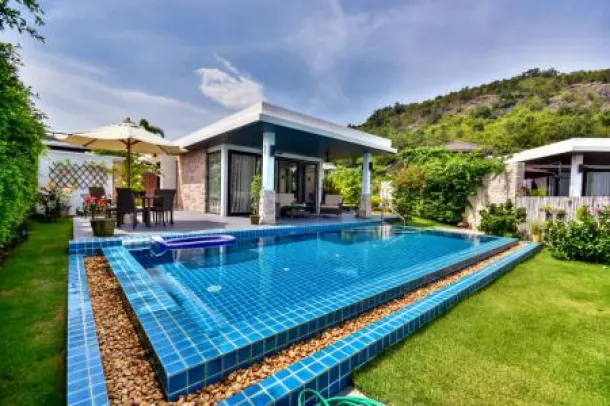 3-bed Villa for sale in South Hua Hin (Soi 88-112) — 3-bedroom villa · South Hua Hin (Soi 88-112)
