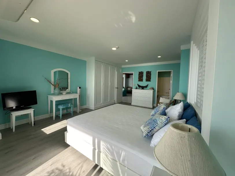 The Waterfront - One bedroom seaview aparment for rent in Prime location karon 4