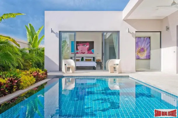 Palm Lakeside - New Two Bedroom Private Pool Villa with Gardens in Pong, Bang Lamung District, Pattaya 3