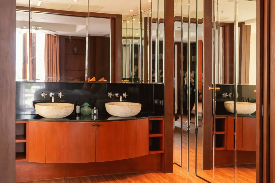 Royal Phuket Marina - Elegant 3-Bedroom Marina View Apartment with Infinity Pool &amp; Premium Facilities 2