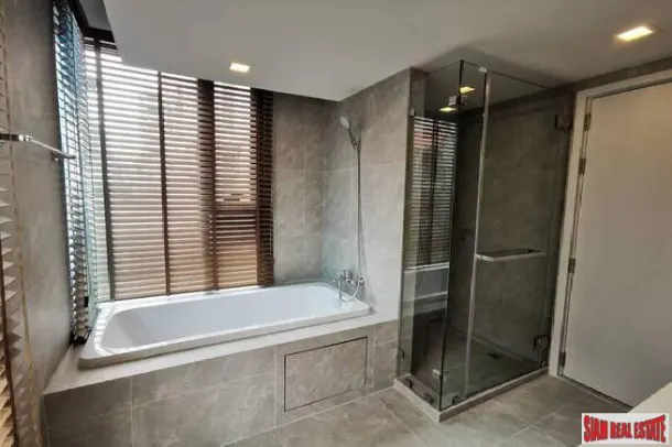 Piya Apartment Sukhumvit 15 - 145 sqm. and 3 bedrooms, 3 bathrooms 4