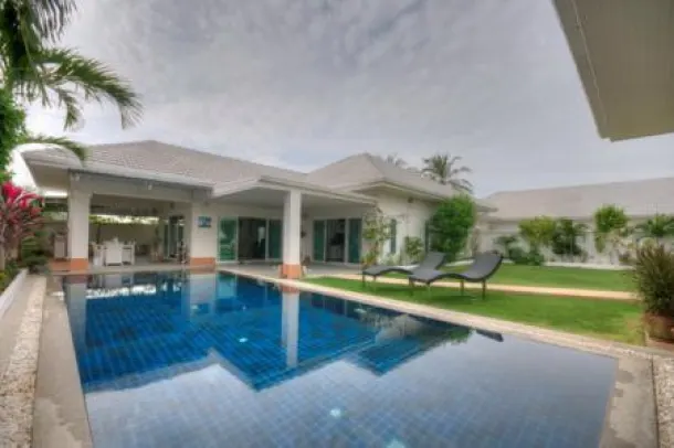 4-bed Villa for sale in Hin Lek Fai & West Hills — 4-bedroom villa · Hin Lek Fai & West Hills