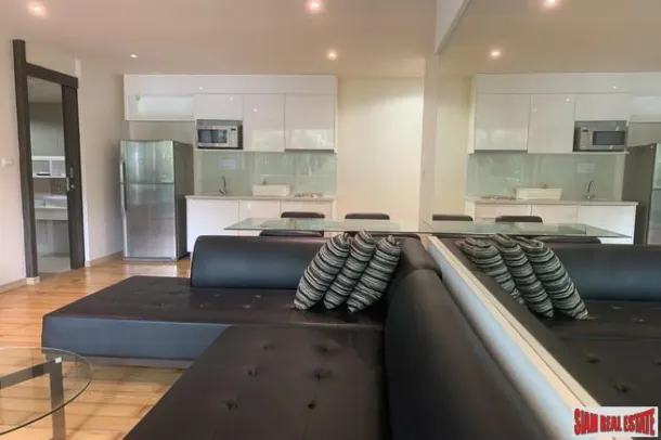 Bay Cliff - One Bedroom Furnished Condo for Rent in Patong 2