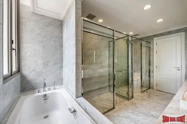 749 Residence - Luxury Town Home with Private Pool in Prime Location between Phrom Phong and Thong Lor 3