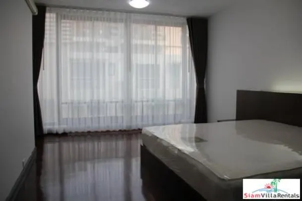 Vanicha Park Langsuan - Pets friendly with Furnished Three Bedroom for Rent in Chitlom 2