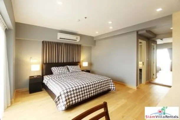 Riverside Condominium - Luxury Riverside Three Bedroom Condominium for Rent (Recently Refurbished) 2