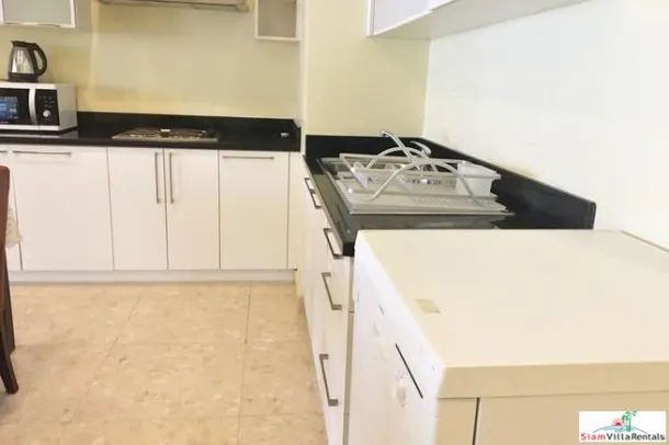 Nusasiri Grand Condo - Large Two Bedroom Condo for Rent Only a One Minute Walk to BTS Ekkamai 3