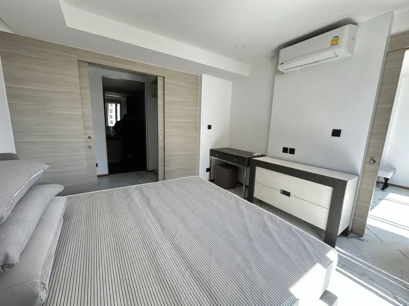Klass Langsuan - Elegant 2-Bedroom Luxury Condominium in Langsuan Bangkok 2