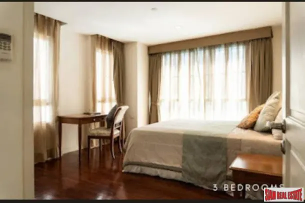 Sathorn 3 beds unit, luxurious Apartment for rent near Chong Non Si BTS. 4
