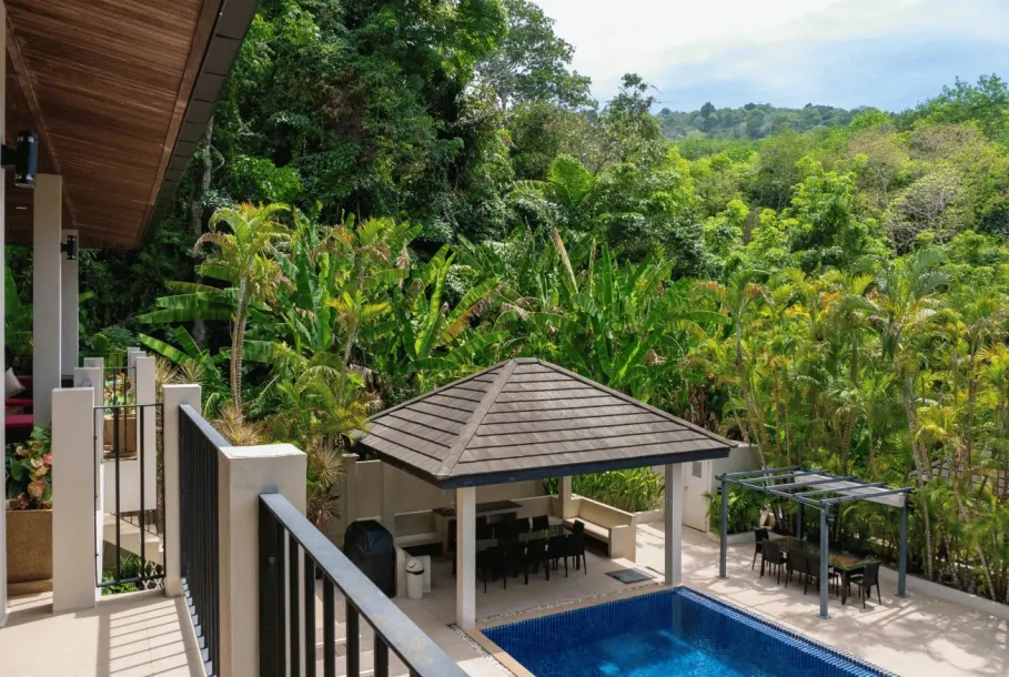 Serene 8-Bedroom Hillside Sanctuary, Just a Few Minutes' Drive to Nai Harn Beach 3