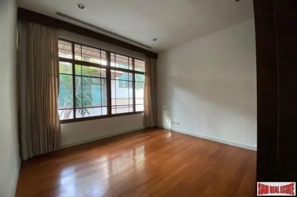 Baan Sansiri Sukhumvit 67 - Excellent Luxury Five Bedroom Home for Rent in a Gated Phra Khanong Estate - Pet Friendly 2