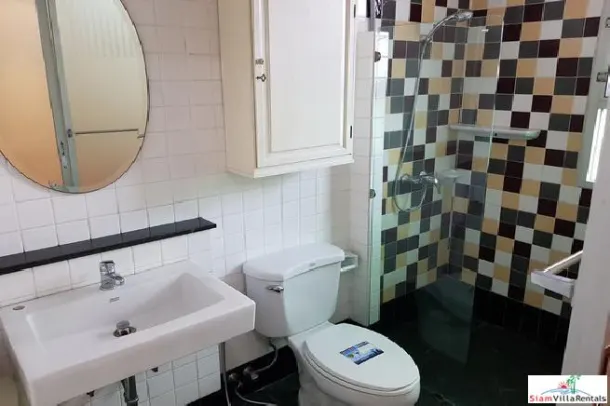 Detached house Three Beds Four Baths, Two Storey Family Home for Rent in Nana,Bangkok 2