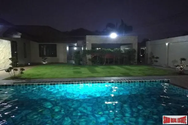 Amaliya Village - Large Three Bedroom Family Home with Large Private Yard & Swimming Pool - Located in Na Jomtien 2