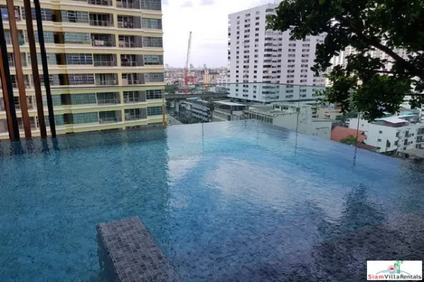 2-bed Apartment for rent in Ratchathewii — 2-bedroom apartment · Ratchathewii
