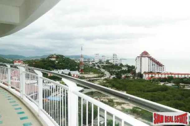 3-bed Apartment for sale in South Hua Hin (Soi 88-112) — 3-bedroom apartment · South Hua Hin (Soi 88-112)