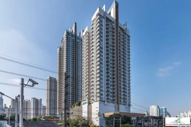 Circle Condominium - Show Quality Luxury Two Bedroom Condo in Phetchaburi with Unblocked City Views 2
