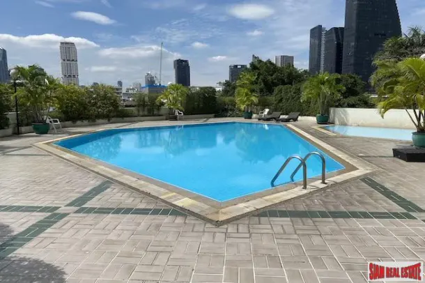 Baan Sukhumvit 36 - Large Two Bedroom Condo for Rent in Thong Lo with Unblocked City Views 4