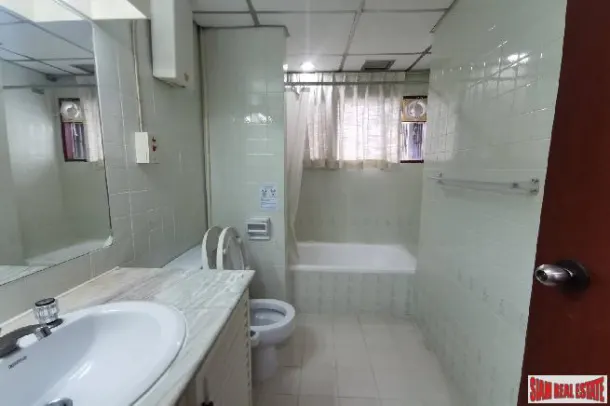 Tubtim Mansion - 2 Bedroom and 2 Bathroom Condominium for Rent in Phrom Phong Area of Bangkok 4